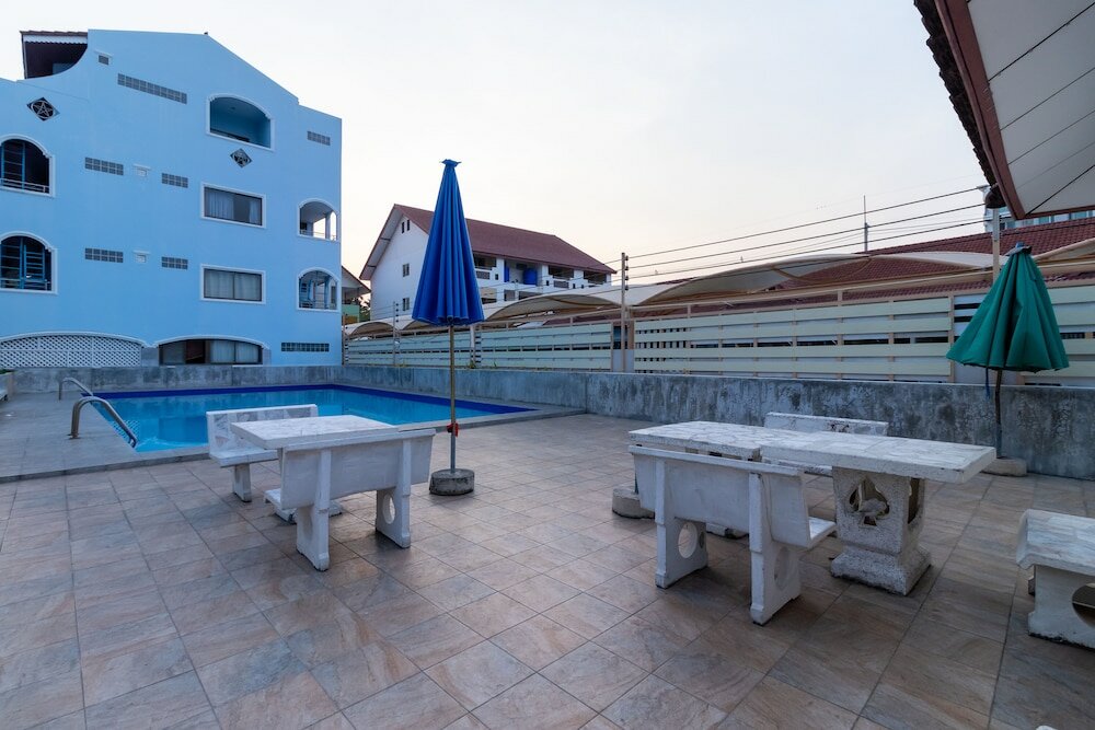 Фото Thipurai Beach Hotel