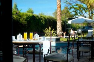Гостиница Hathor Hotels Mendoza