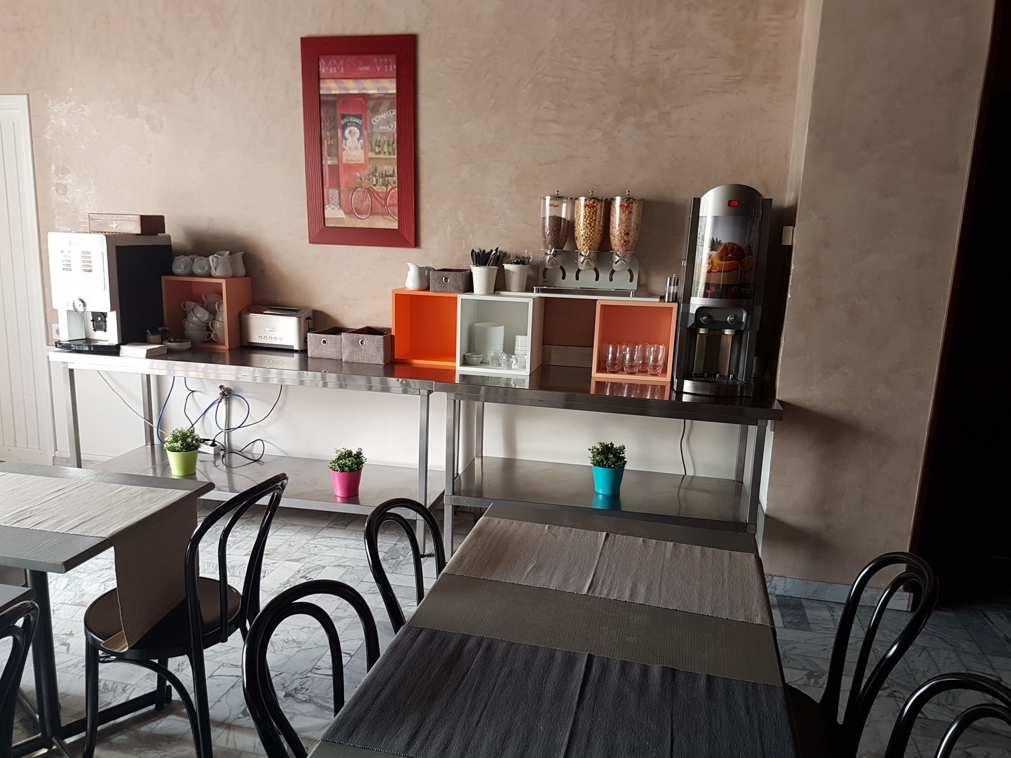 Фото Adonis Arc Hôtel Aix