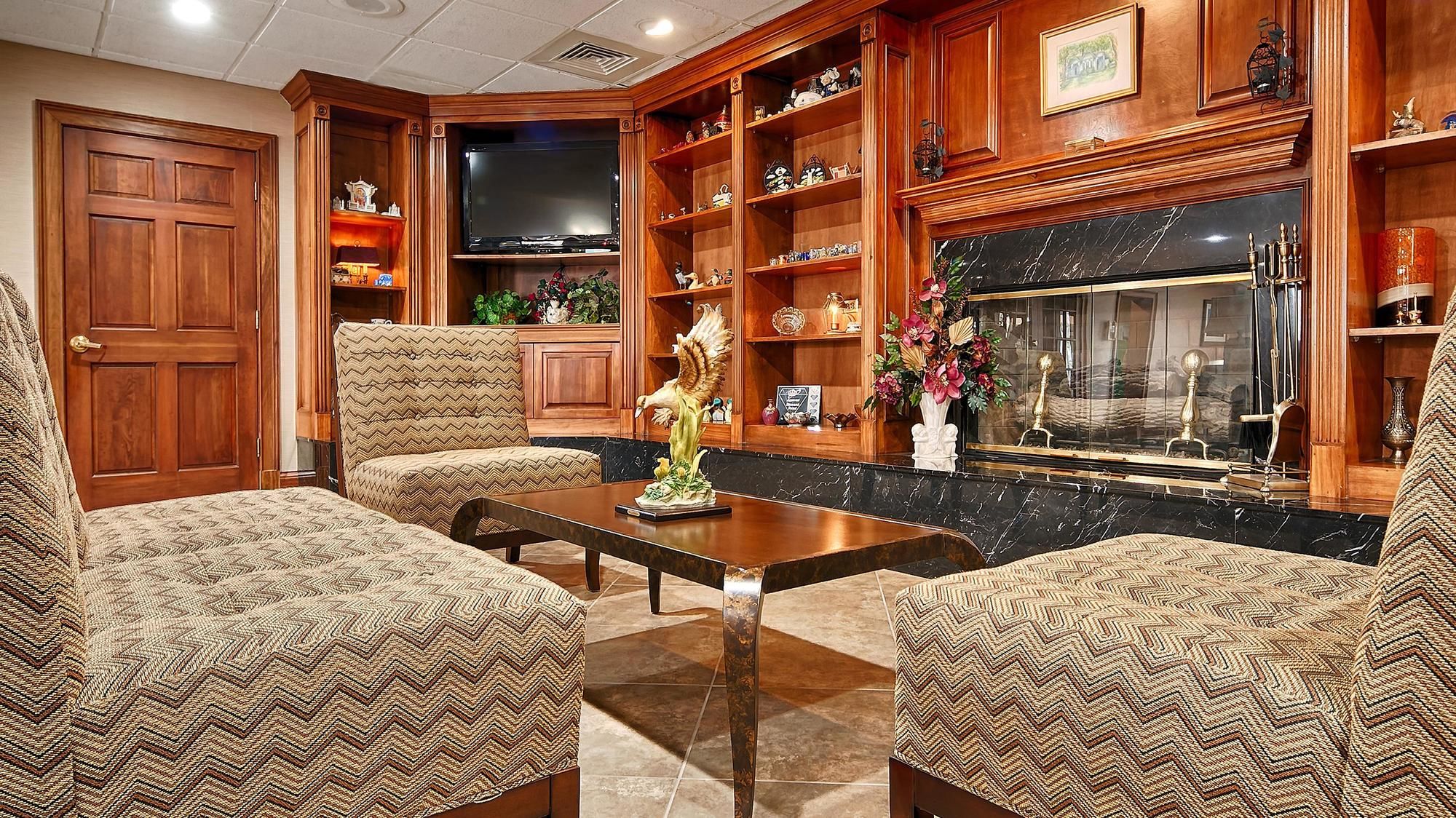 Фото Best Western Tree City Inn