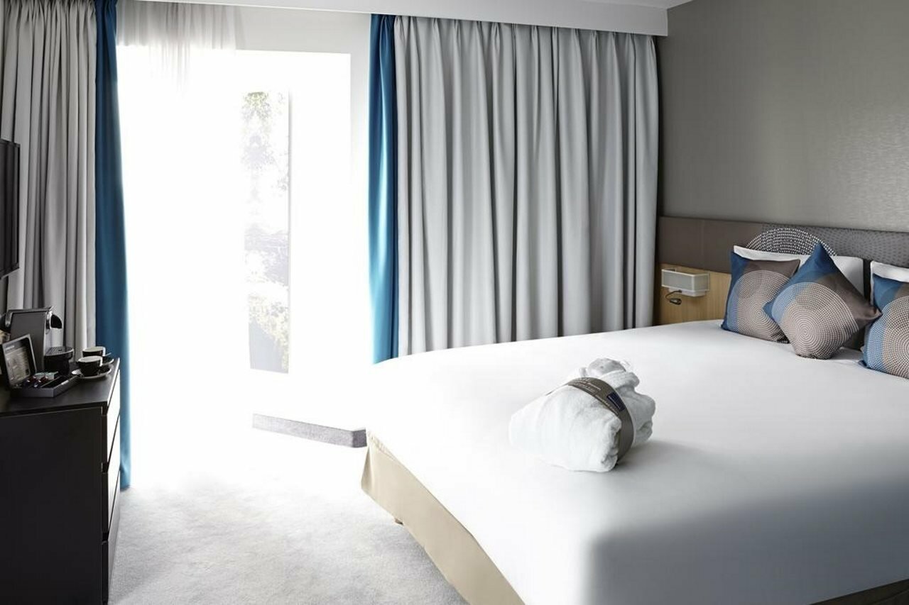 Фото Novotel London Wembley