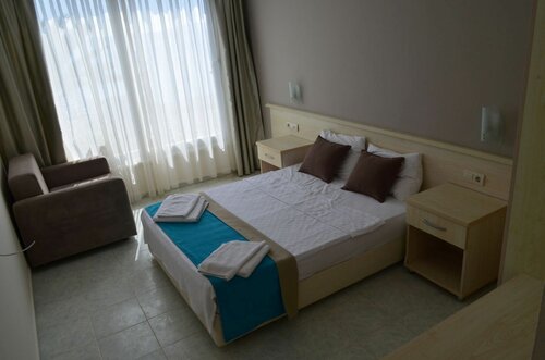 Гостиница Eles Otel в Акъярларе
