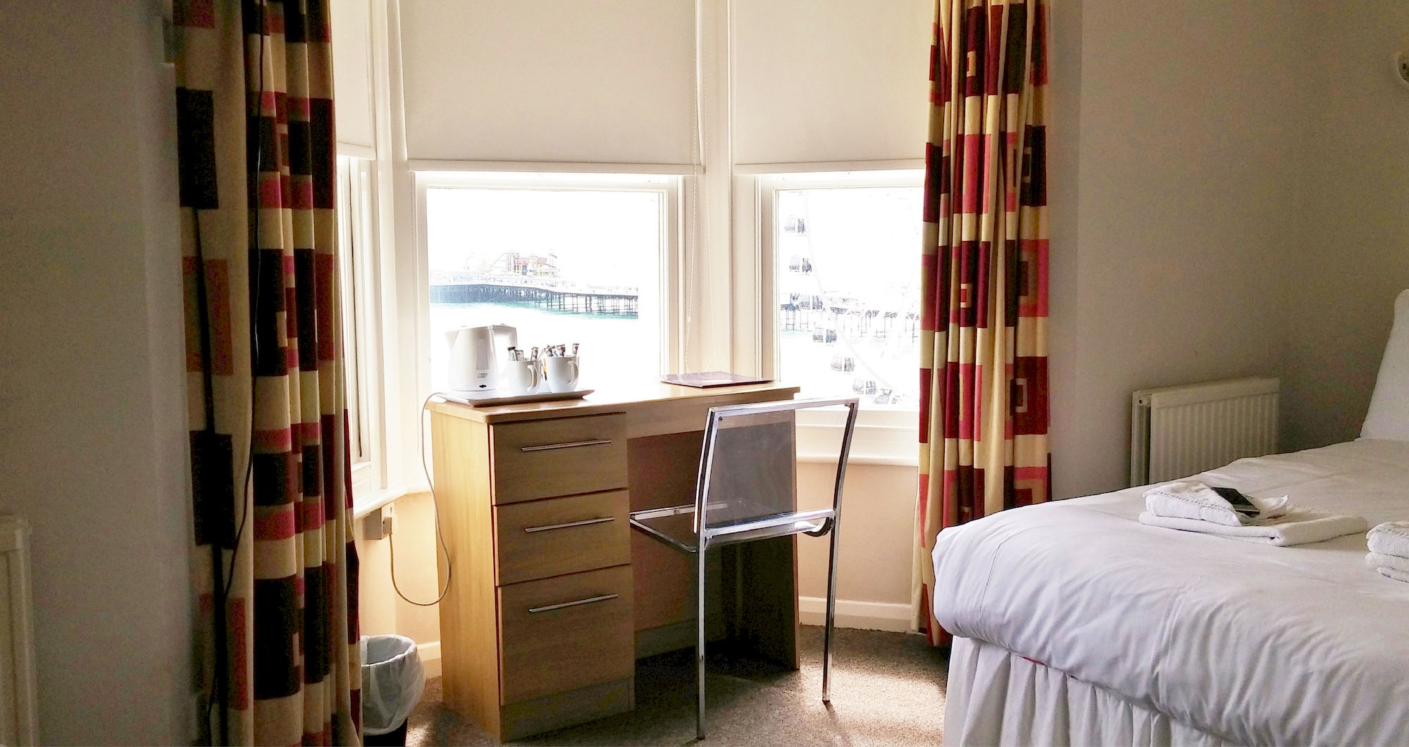 Фото Legends Hotel Brighton