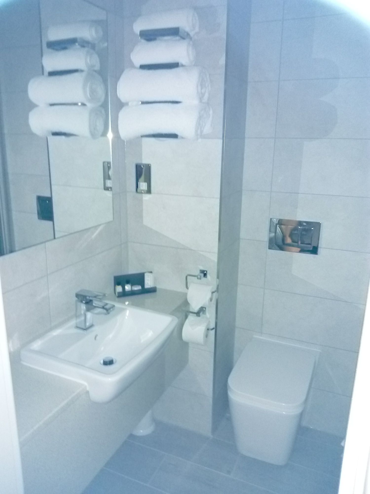 Фото Briar Court Hotel