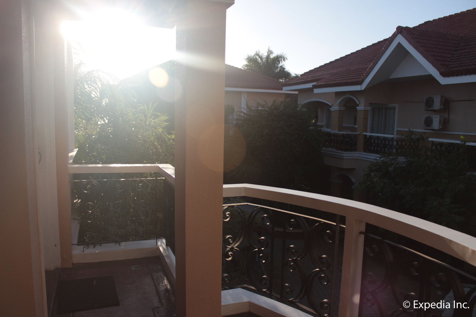 Фото Moonbay Marina The Villas