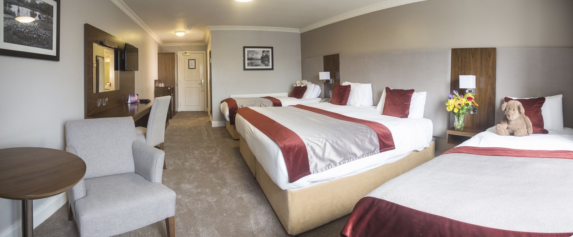 Фото Canal Court Hotel