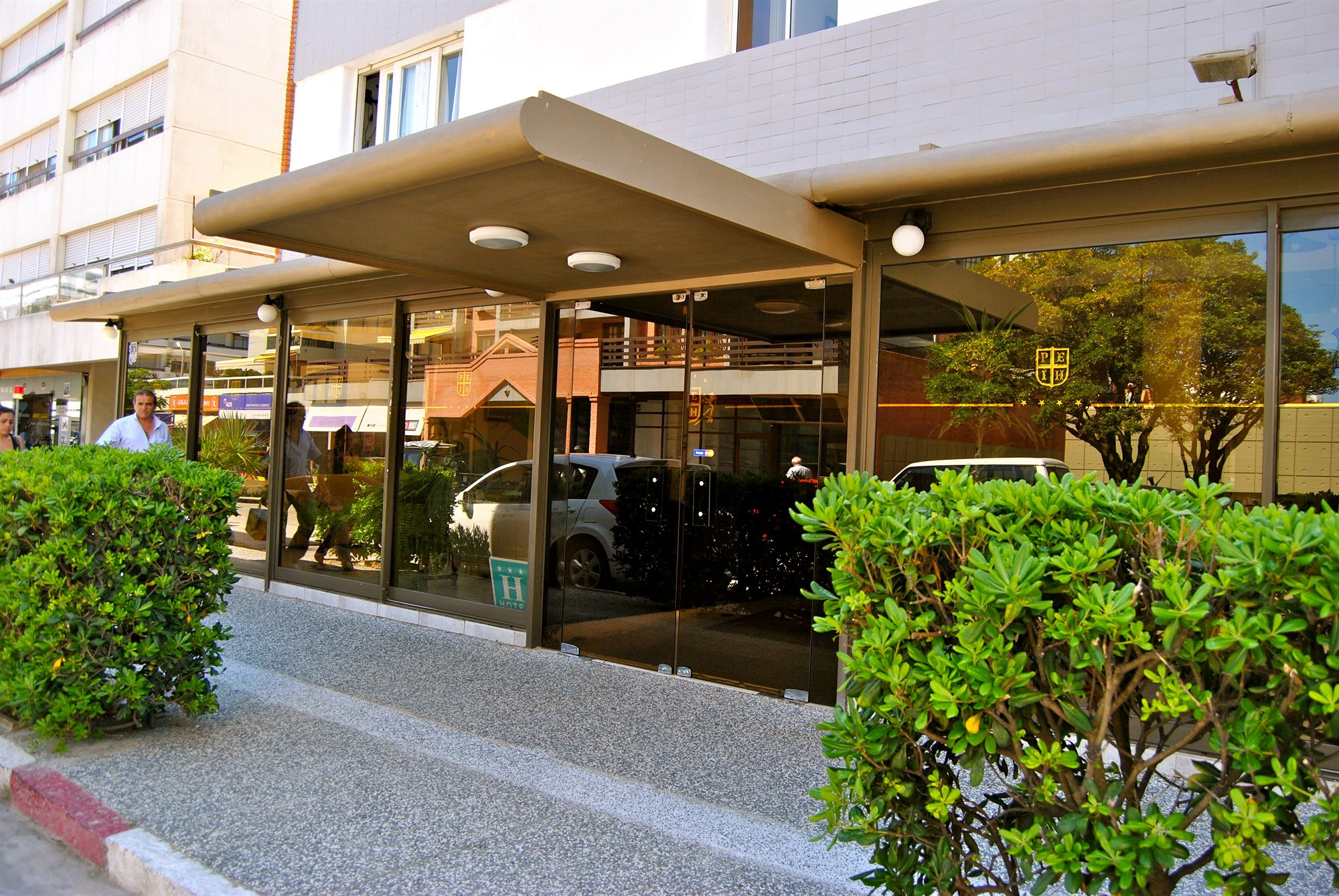 Фото Iberia Hotel