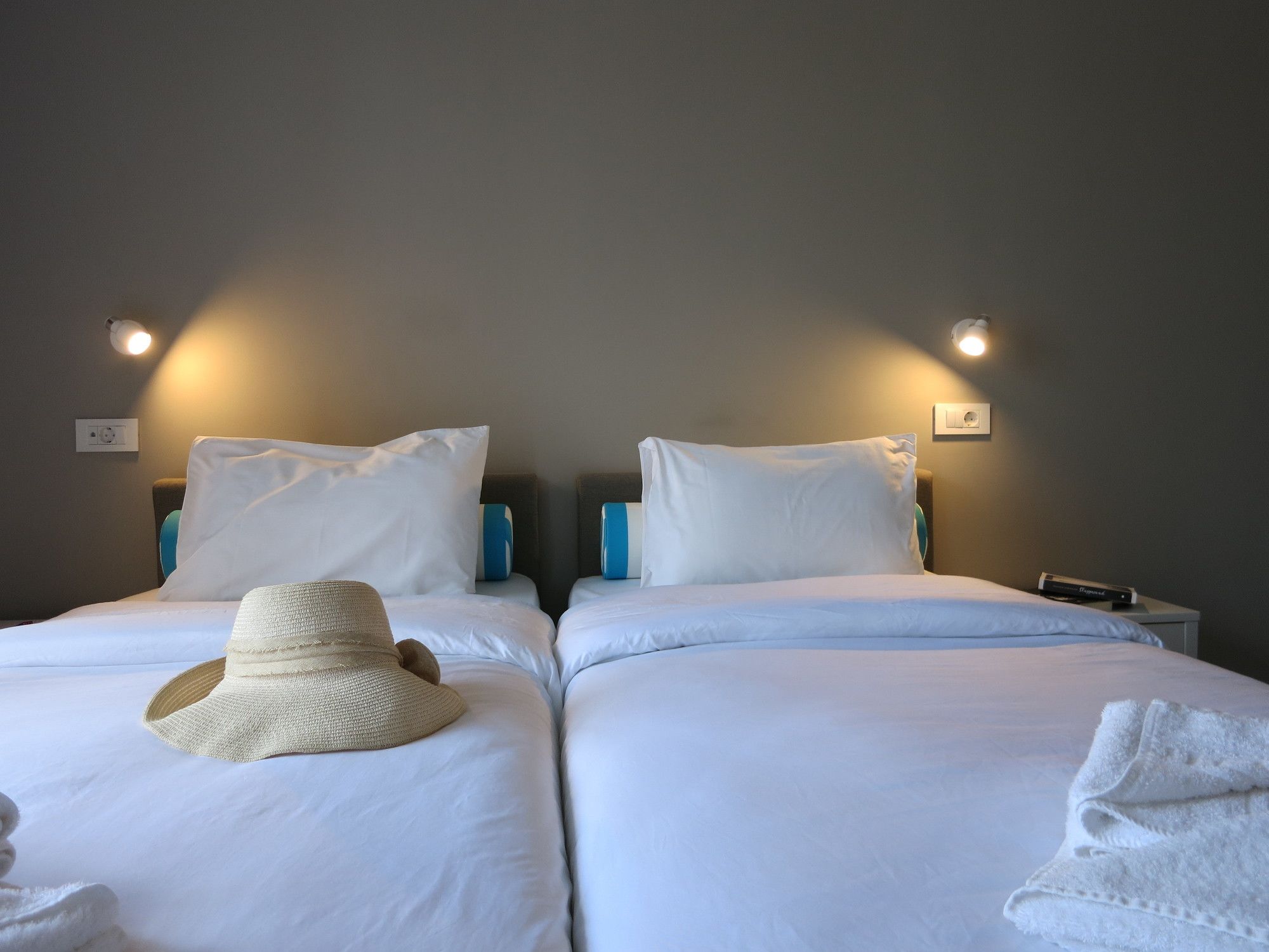 Фото Amaryllis Hotel Apartments