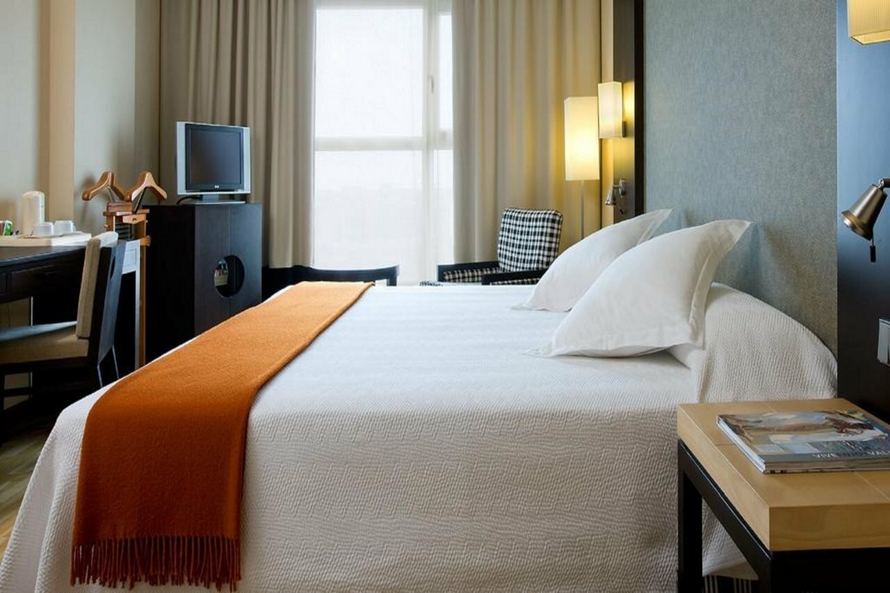 Фото Nh Valencia Center