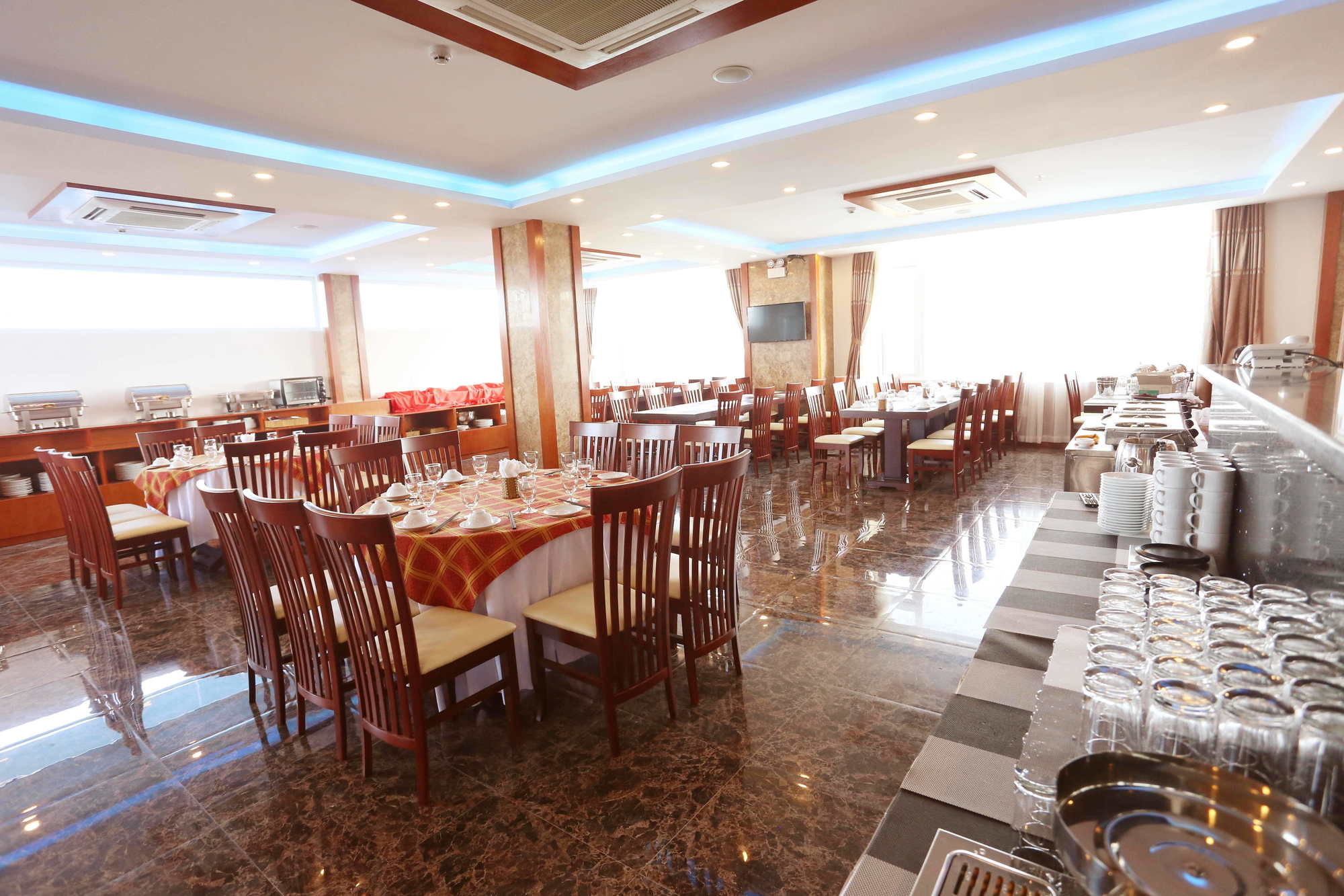 Фото Majestic Star Hotel