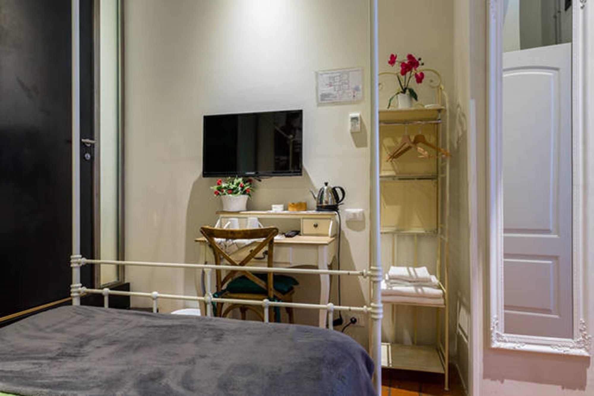 Фото Vacanze Romane Rooms