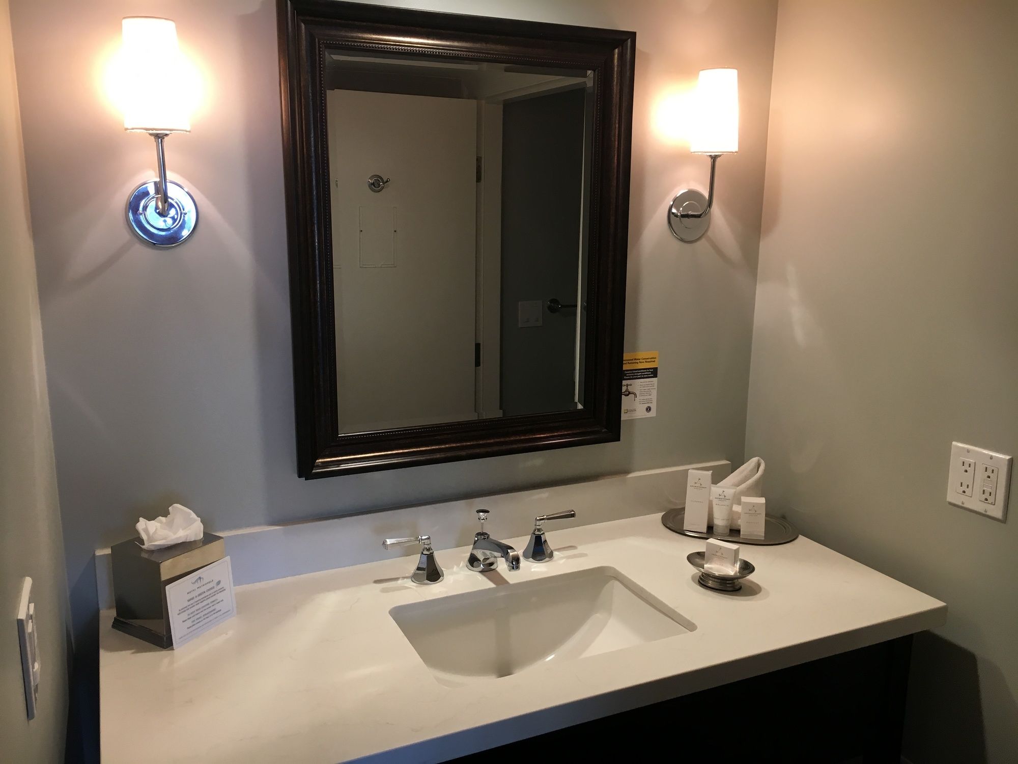 Фото Hotel Metropole