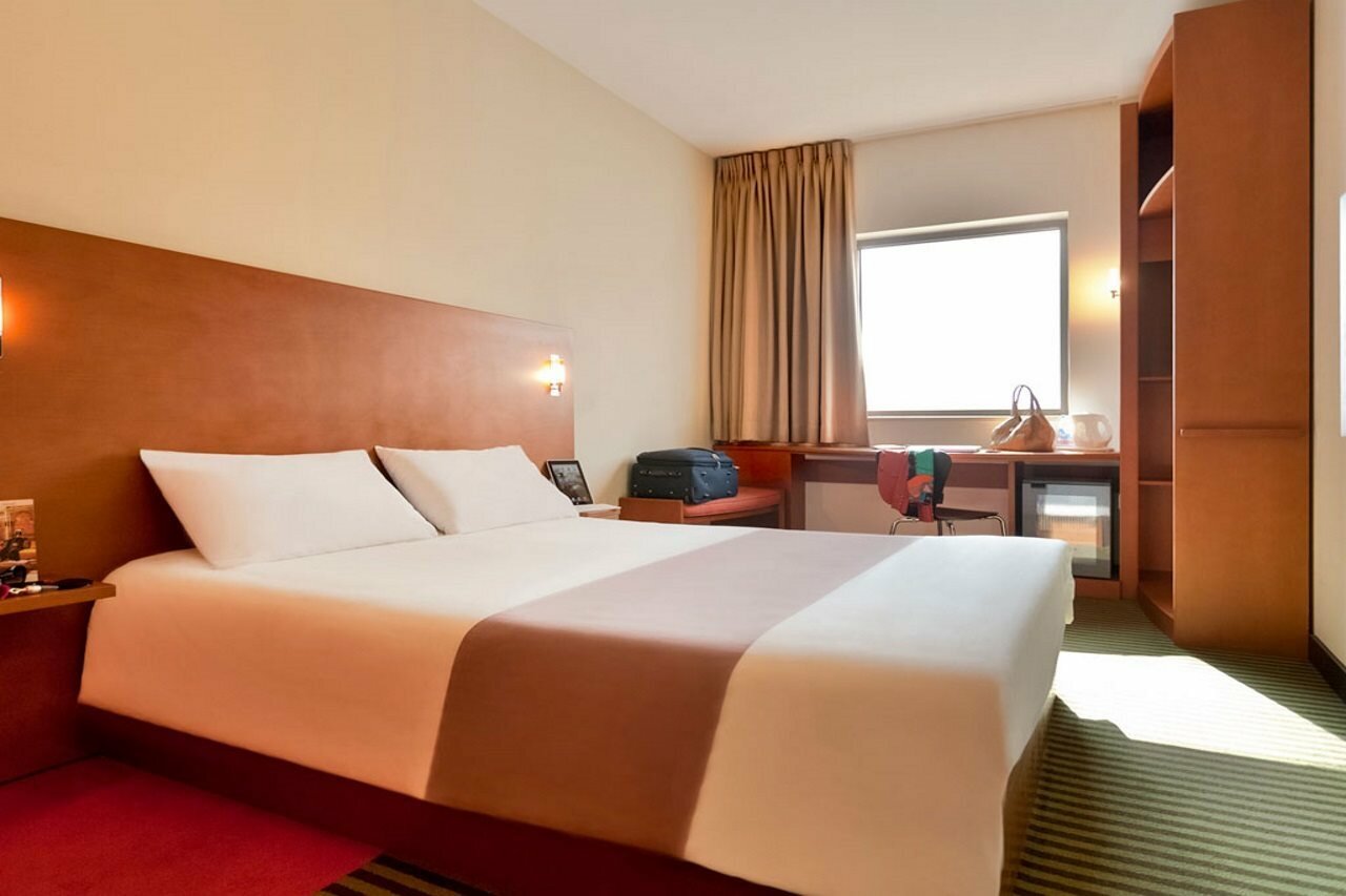 Фото отеля 3