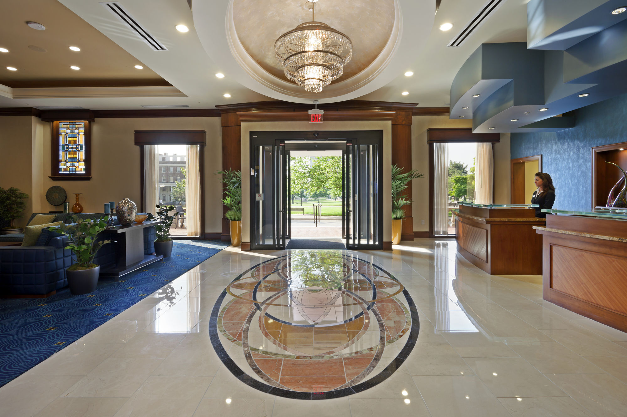 Фото Residence Inn by Marriott Cincinnati Downtown/The Phelps