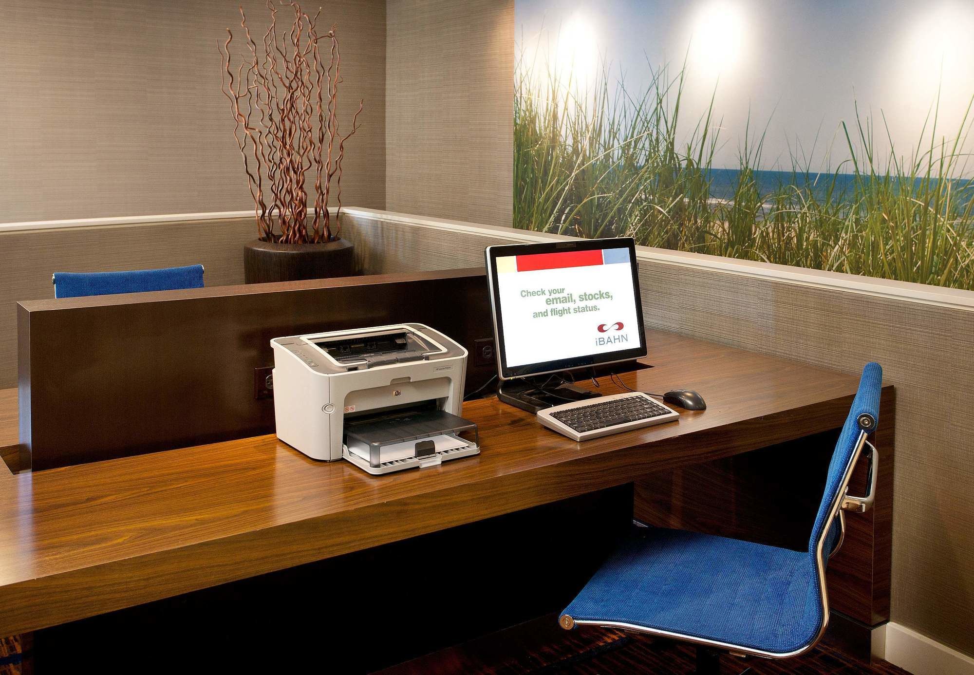 Фото Courtyard by Marriott Costa Mesa South Coast Metro