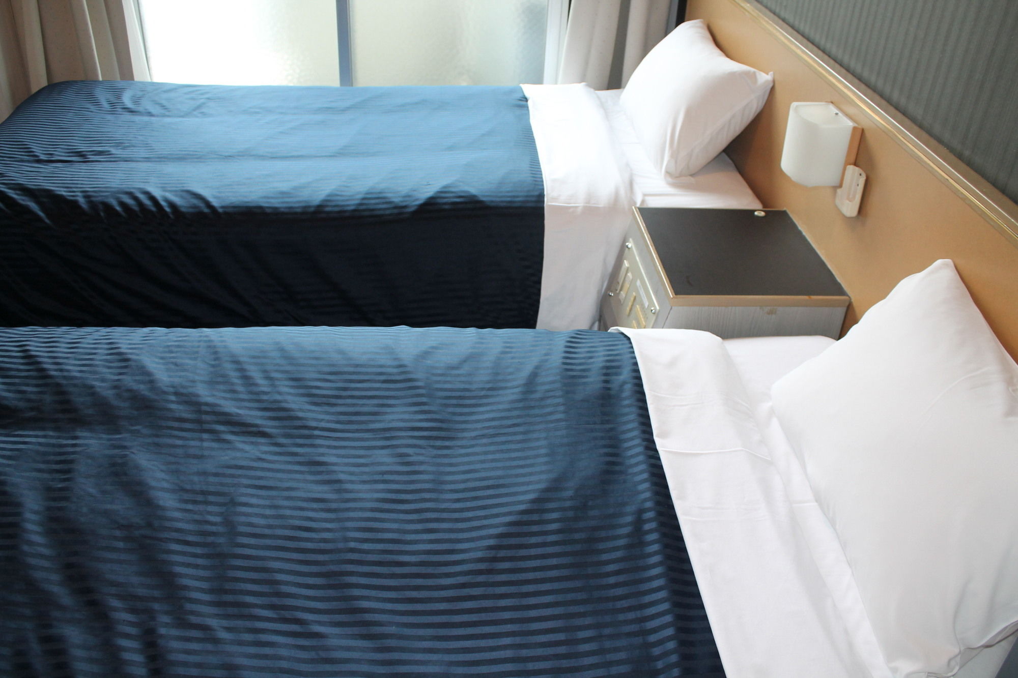 Фото Hotel Livemax Budget Namba