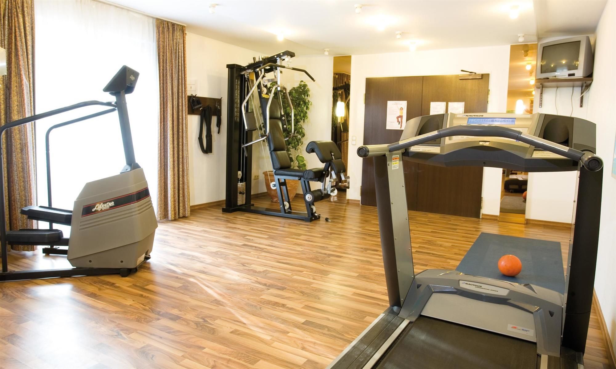 Фото Living Hotel am Olympiapark