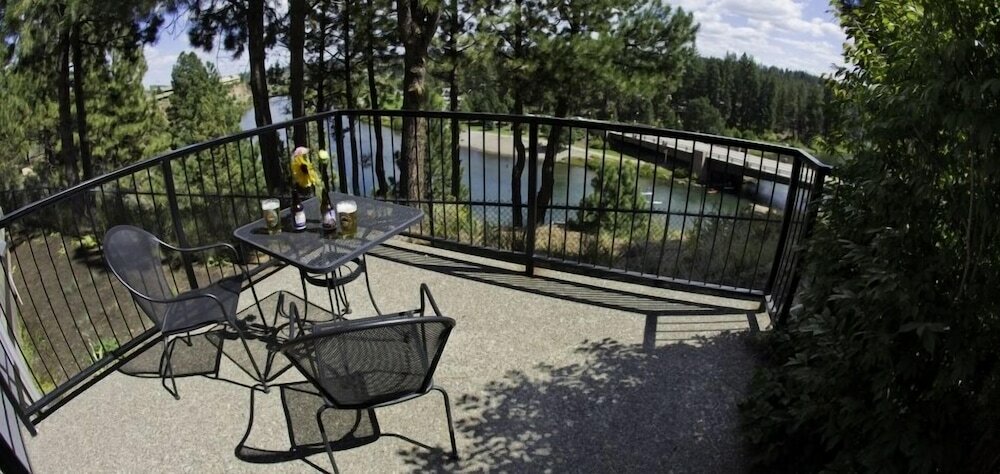 Фото Pine Ridge Inn