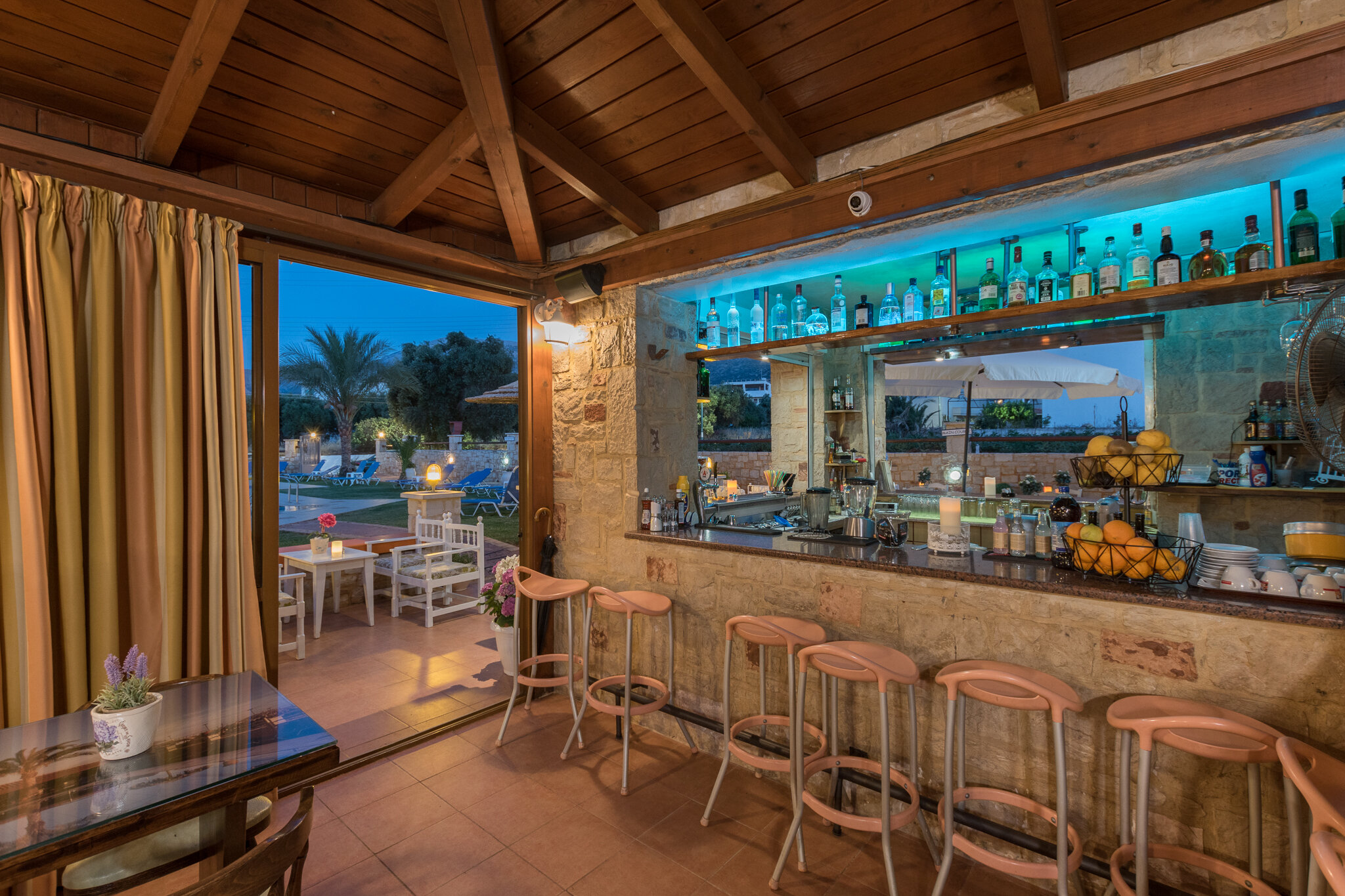 Фото Danelis Studios and Apartments