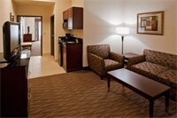 Фото Holiday Inn Express Hotel & Suites Austin South-Buda, an Ihg Hotel