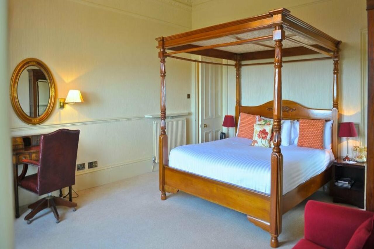 Фото Best Western Edinburgh South Braid Hills Hotel