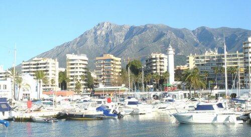 Внешний вид отеля Hotel El Faro Marbella в Марбелье, фото 3