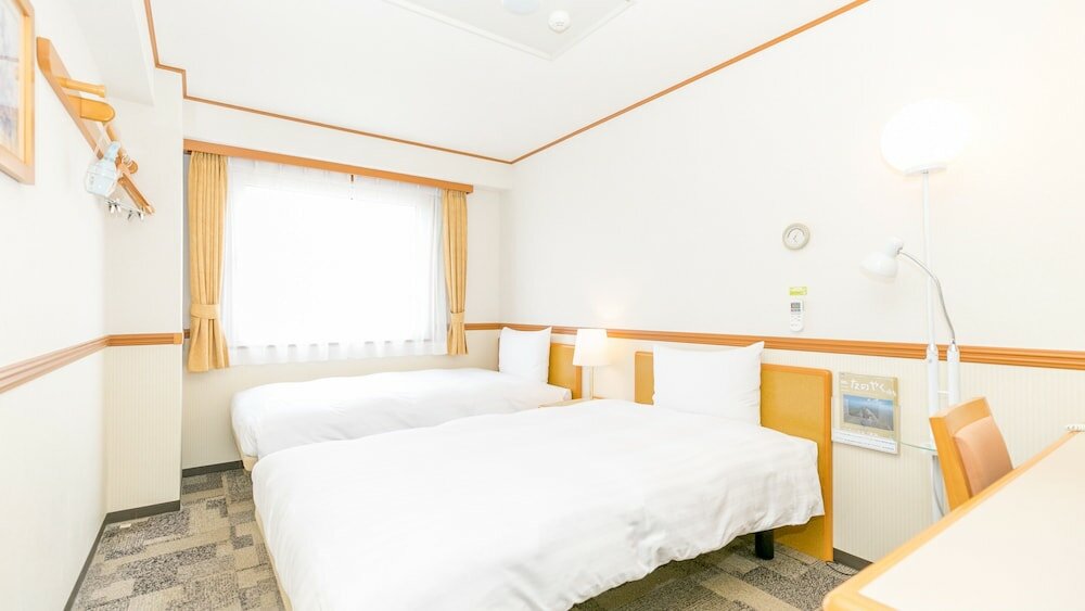 Фото Toyoko Inn Kobe Sannomiya No. 2