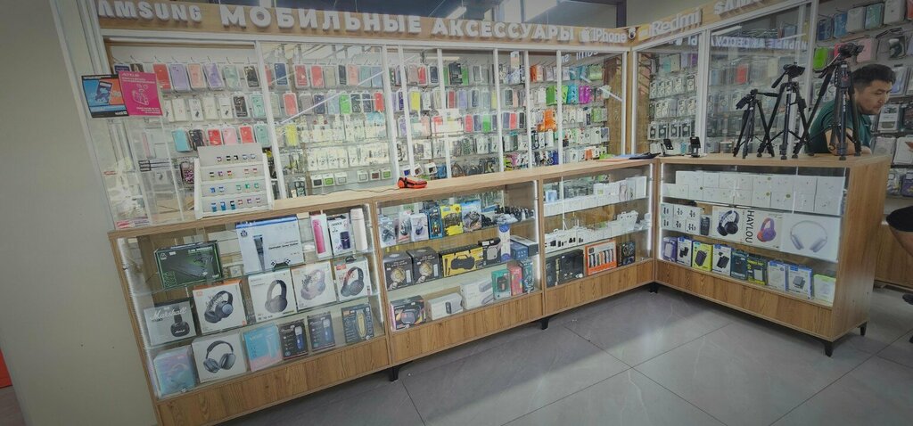 Items for mobile phones Turan, Chimkent, photo