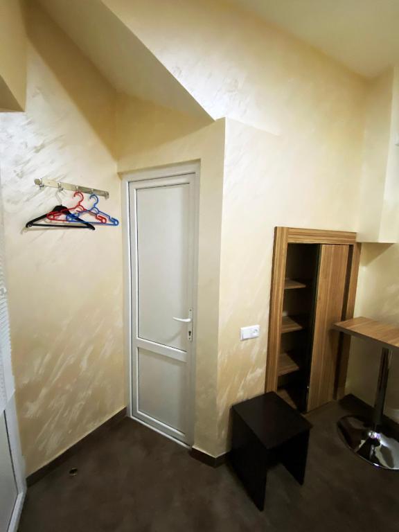 Фото Domino Hostel