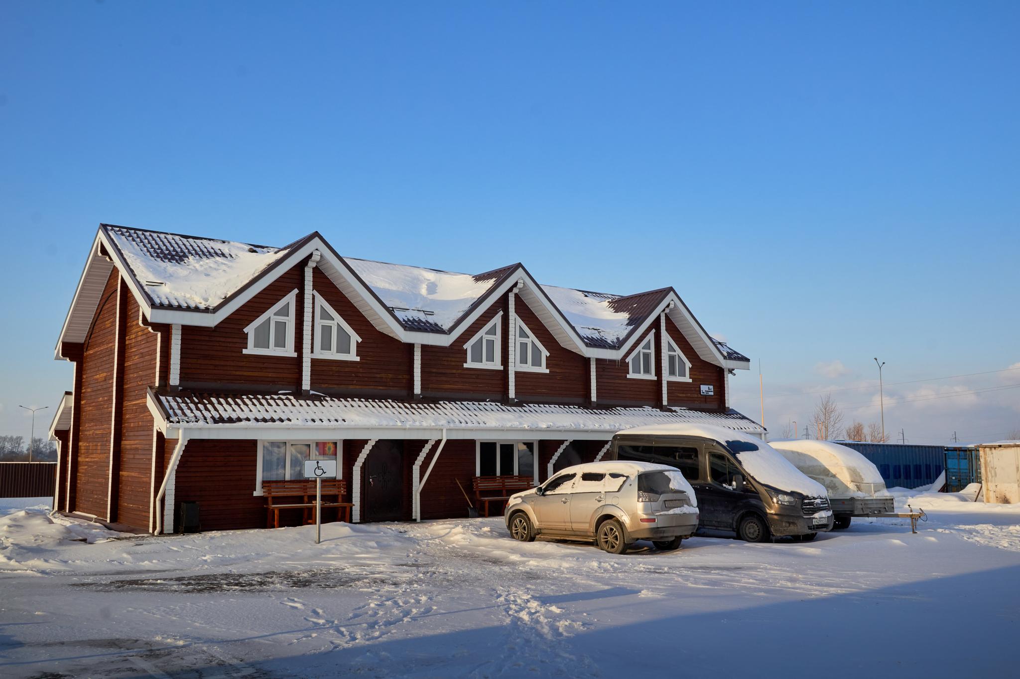 Фото отеля 1