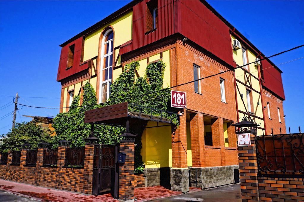 Фото отеля 1