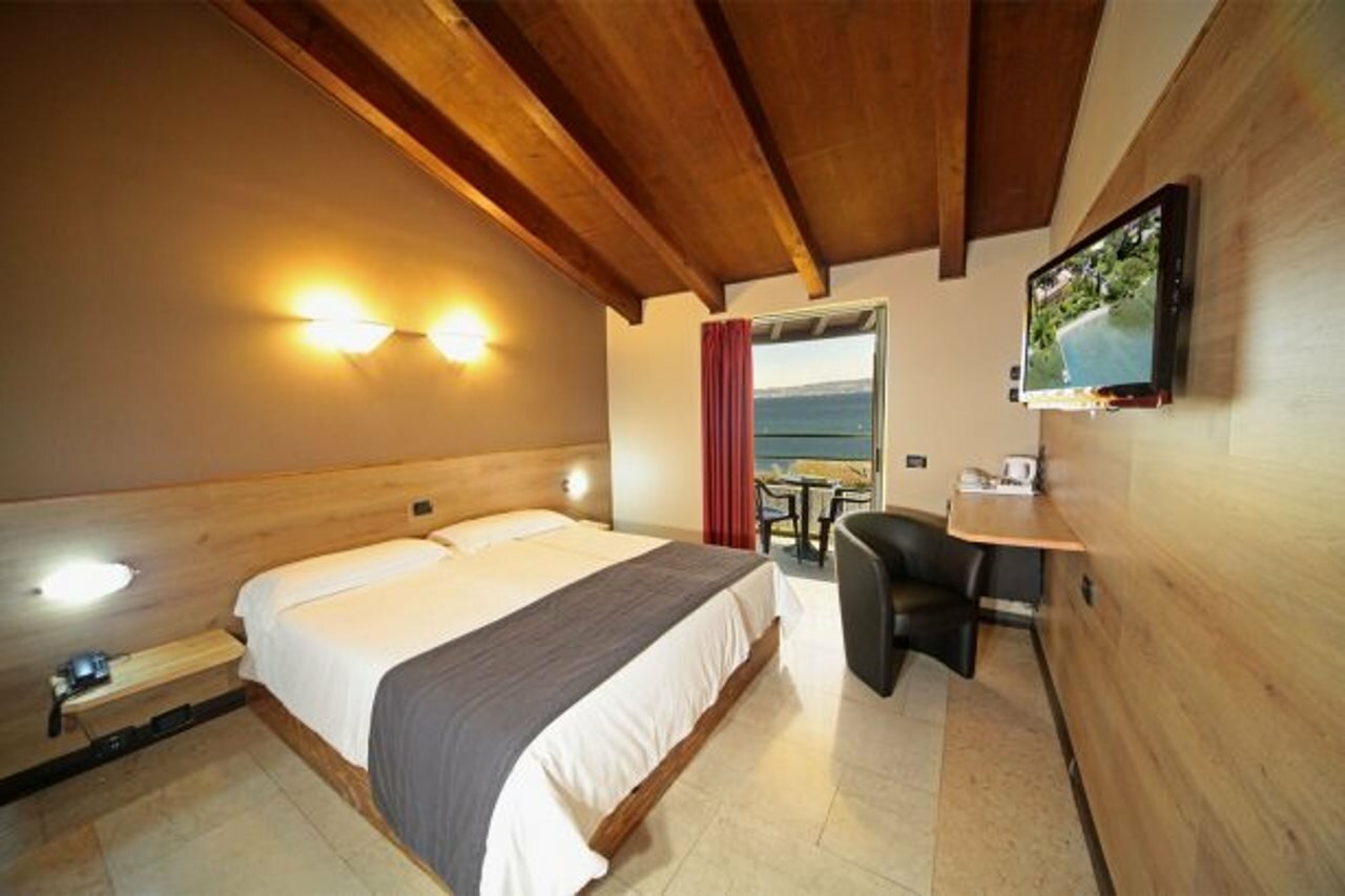 Фото Hotel La Paul