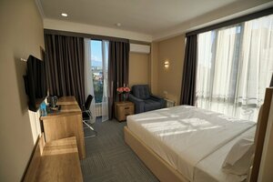 Гостиница Crown Hotel