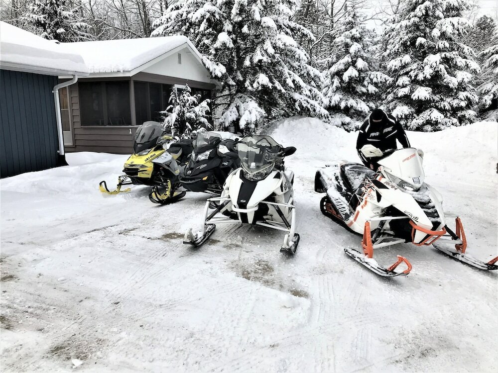 Фото Hush Lodge & Cottages