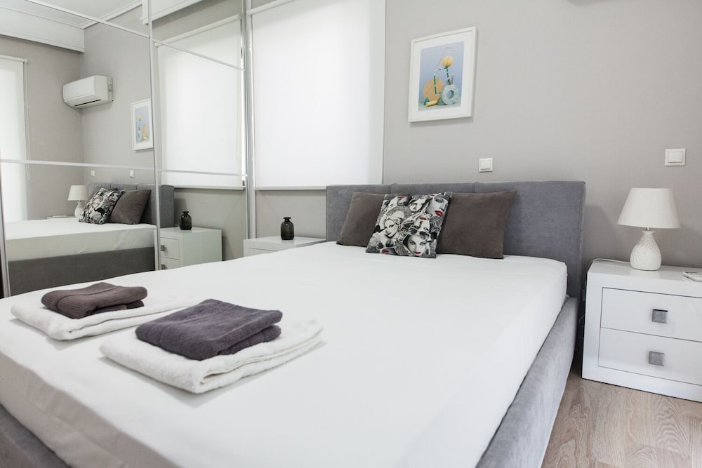 Фото Modern Luxury 2Bd Apt in Agios Dimitrios