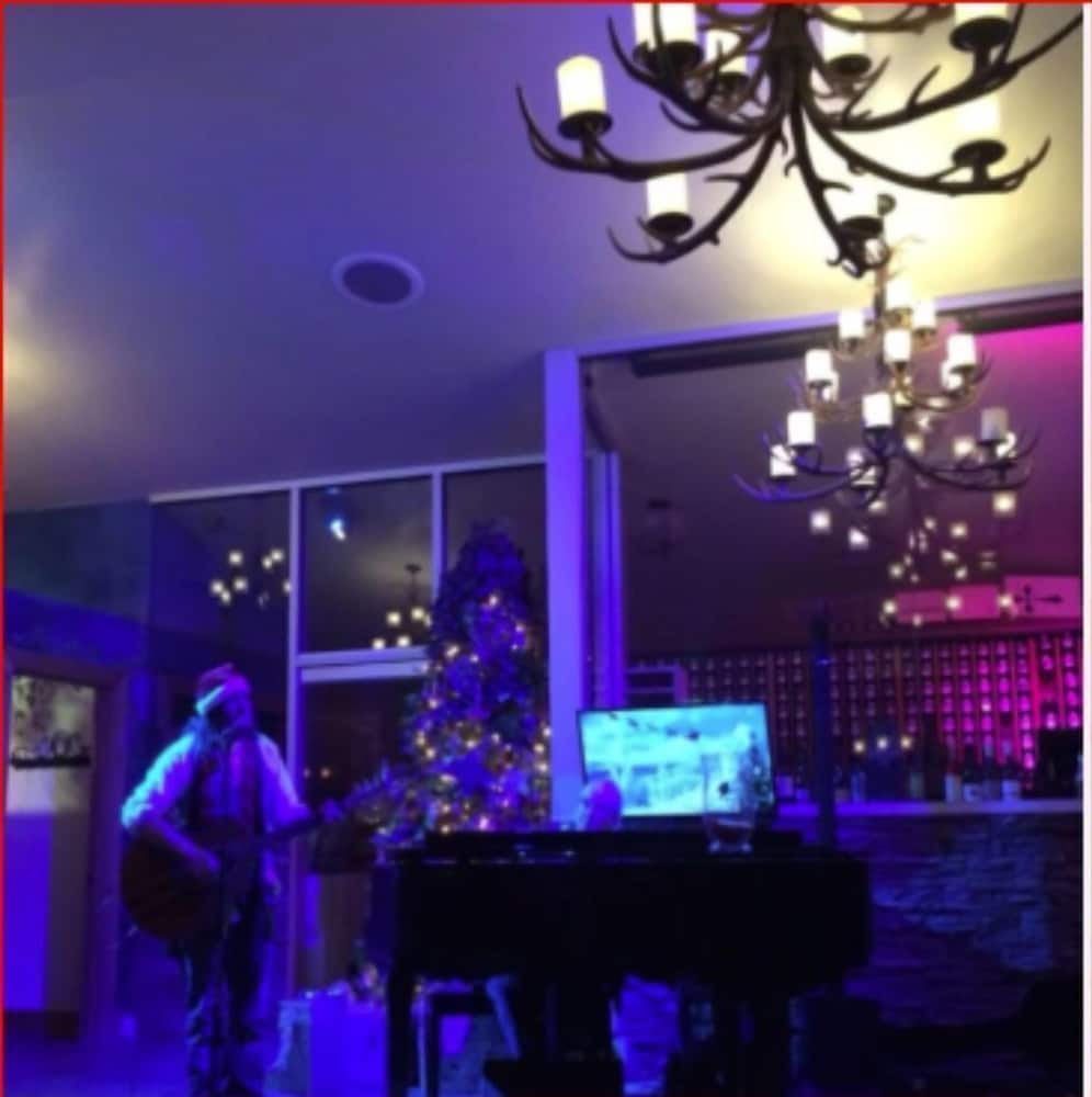 Фото Wolf Creek Resort