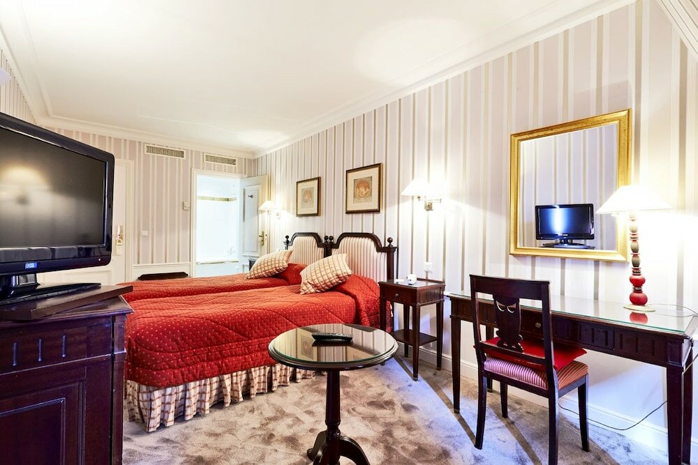 Фото Golden Tulip Washington Opera