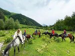 Ayaz (Karachayevo-Circassian Republic, Zelenchukskiy District, Arkhyz Village), club de caballos