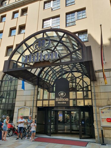Гостиница Hilton Dresden в Дрездене