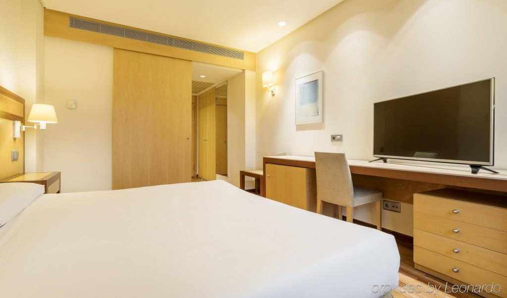 Фото Hotel Ilunion Pio XII