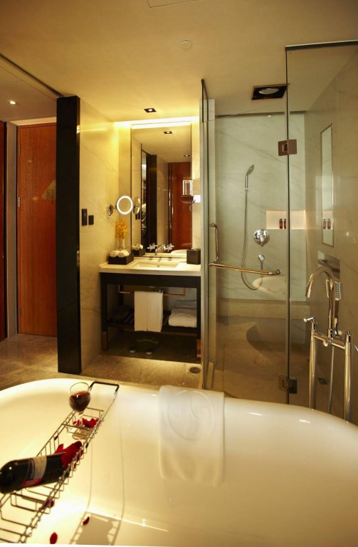 Фото Ramada Plaza by Wyndham Shanghai Pudong Airport