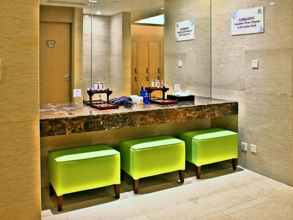 Фото Sheraton Nanjing Kingsley Hotel & Towers