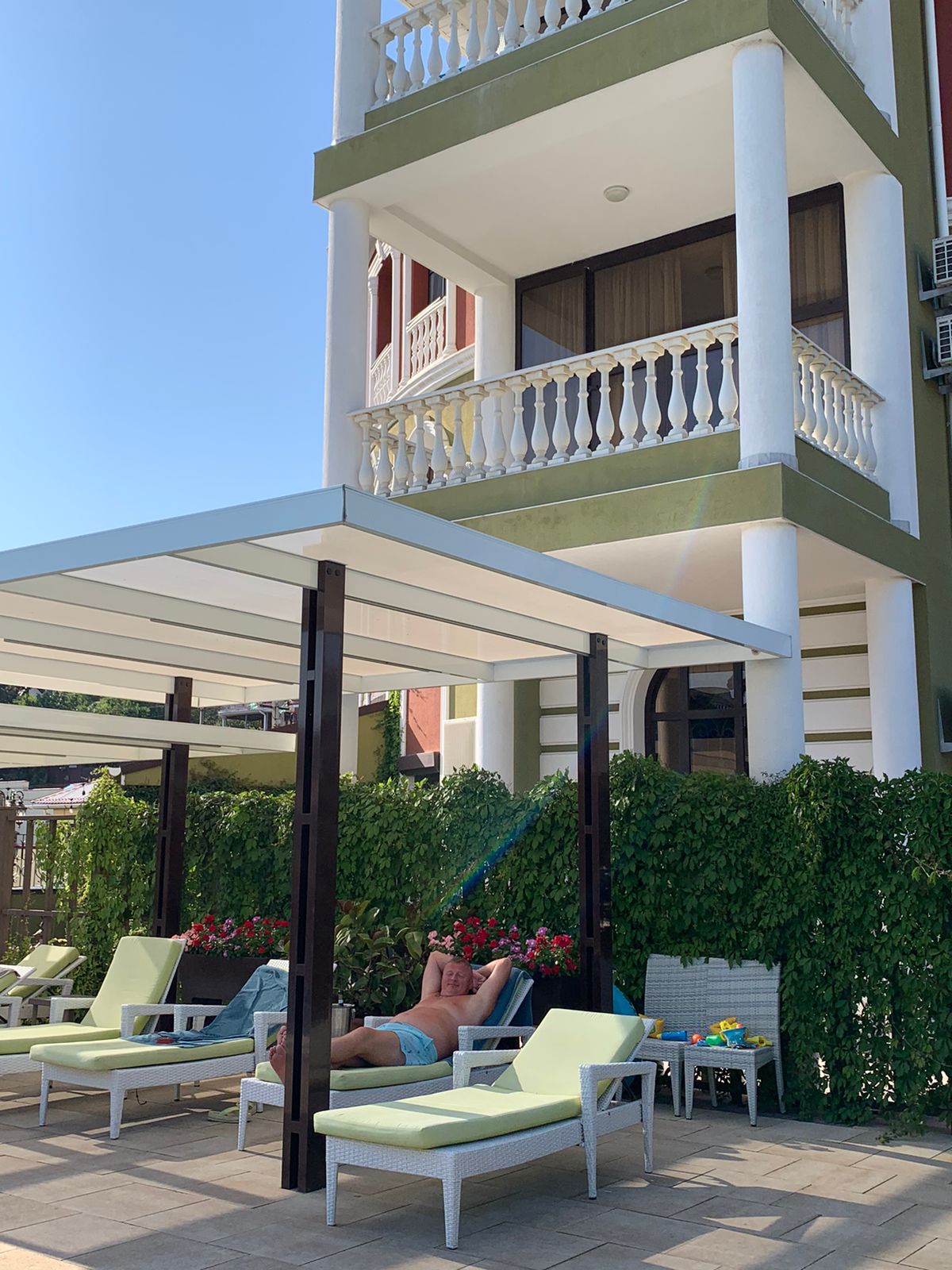 Фото Биография