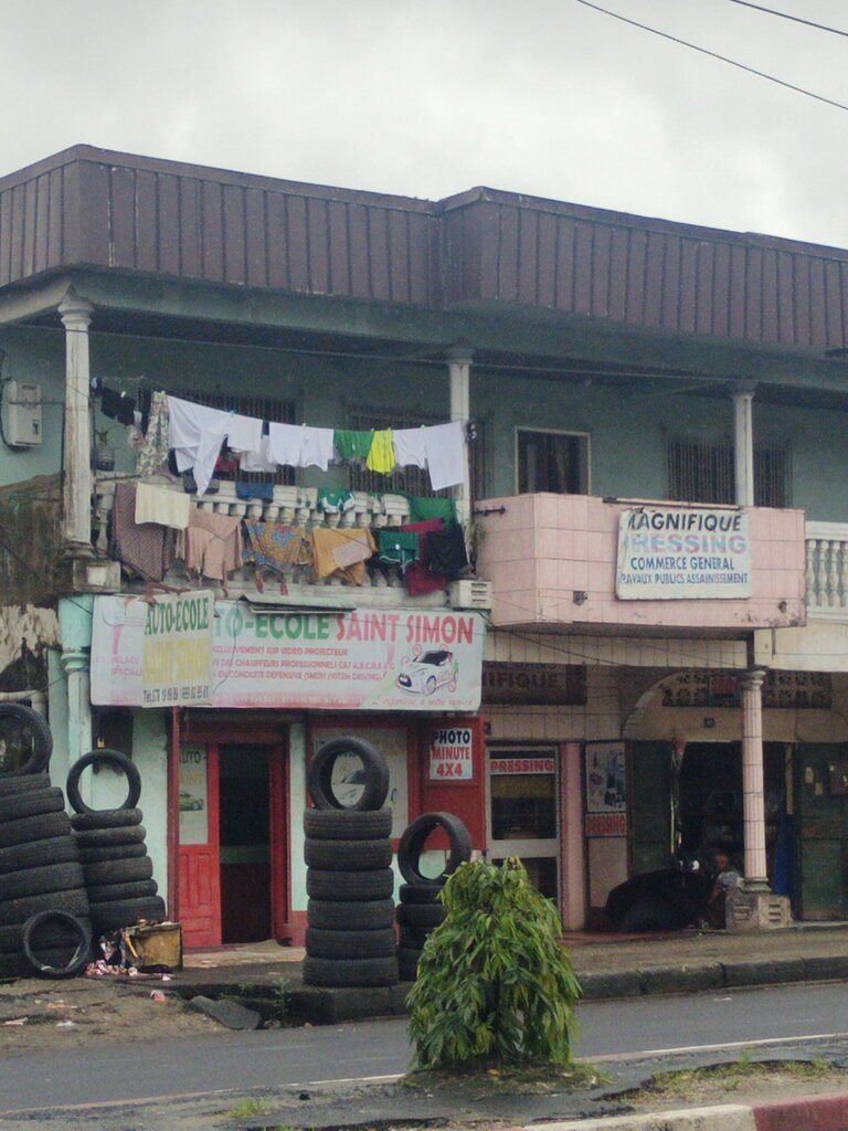 Laundry Magnifique Pressing, Douala, photo