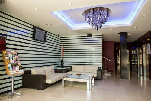 Гостиница Hostal Torrejon в Торрехоне де Ардосе