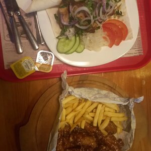 Мясо есть (Tsvillinga Street, 15) ، مطعم