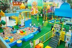 Ot A do Ya (Sofiyskaya ulitsa, 14А), playground equipment