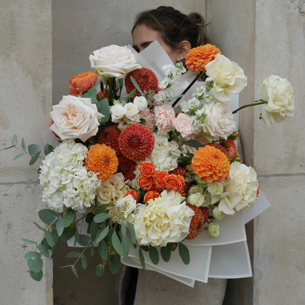 Flowers and bouquets delivery Dandelion, Moscow, photo