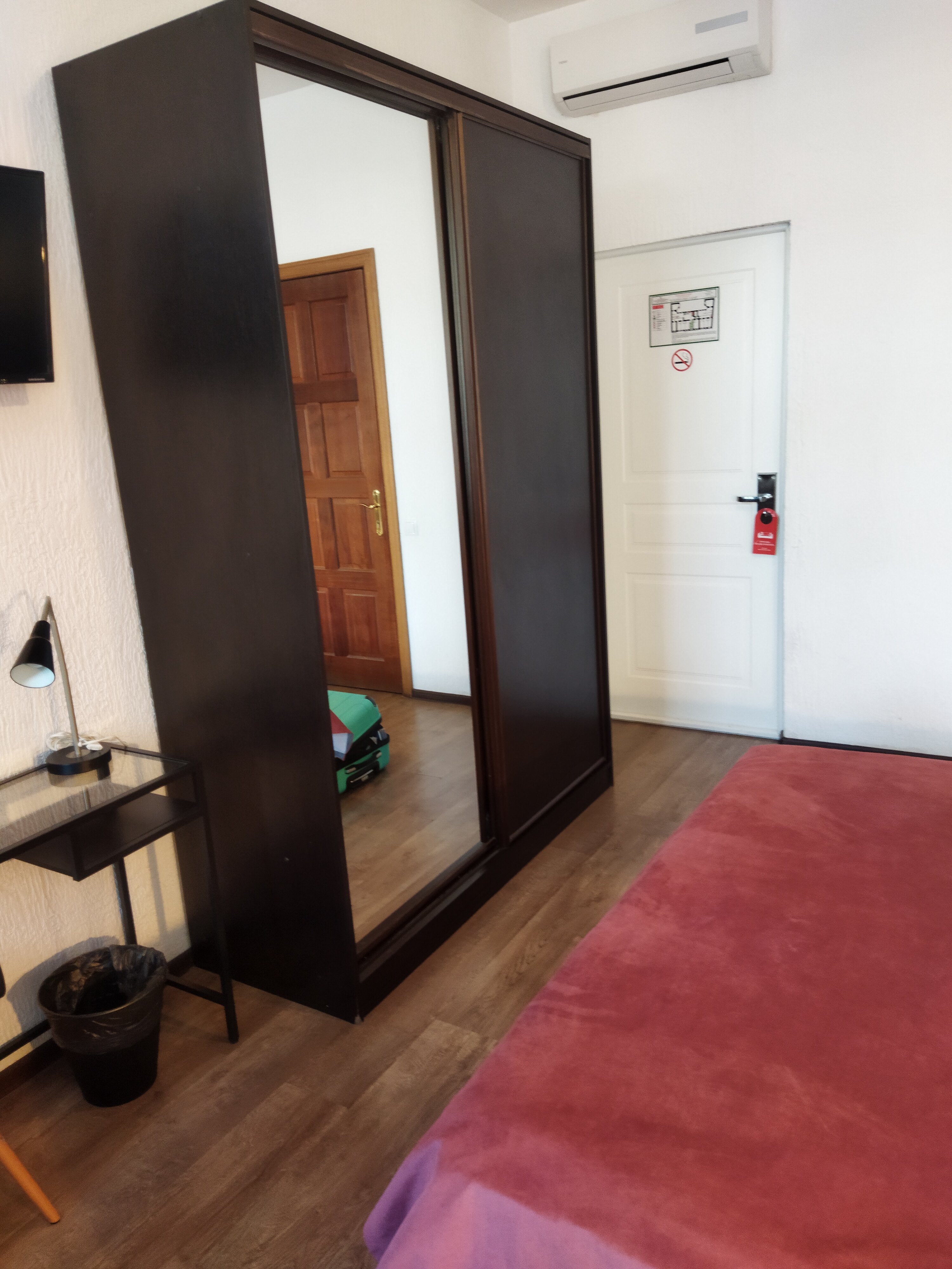 Фото LiKi Loft Hotel