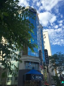 Гостиница Hotel Chrome Montreal Centre-Ville